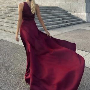 Vestido Asimétrico Seda Cola
