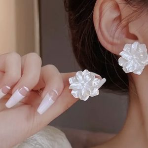 Pendientes Flor Nacarada