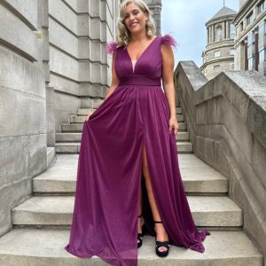 Vestido Plumas Hombros Curvy