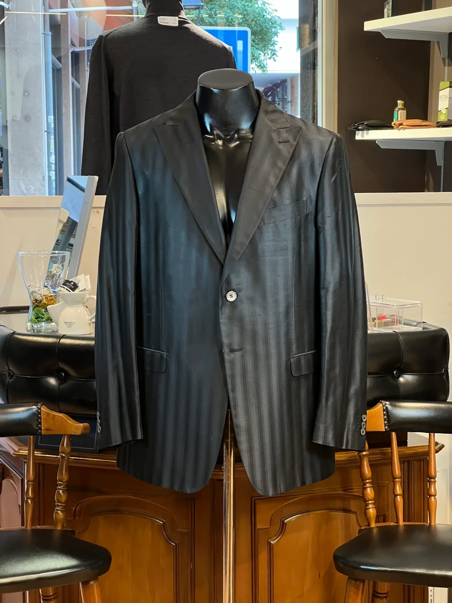 Traje negro ceremonia Pal Zileri – 100% Seda - Imagen 2