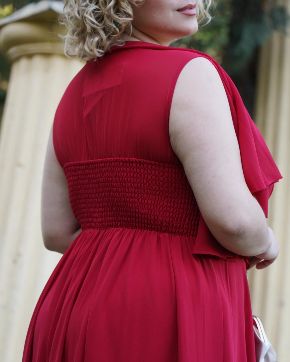 Vestido Capa Broche Flor Curvy - Imagen 7