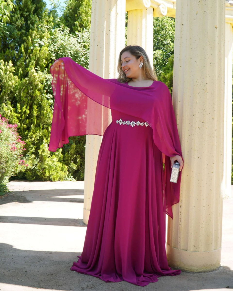 Vestido Capa Larga Aplique Brillos Curvy - Imagen 9