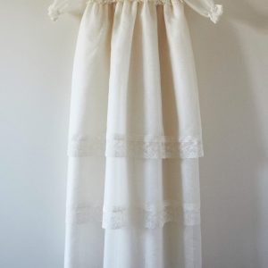 Faldón Organza