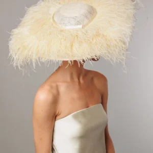 Pamela Marabú beige
