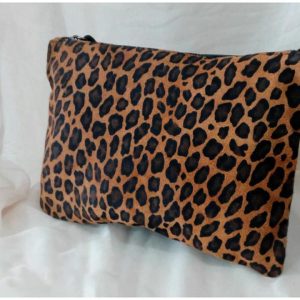 Cartera piel de Ubrique animal print
