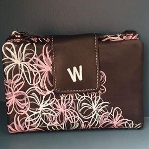BILLETERA MUJER PIEL DE UBRIQUE SERIGRAFIADA