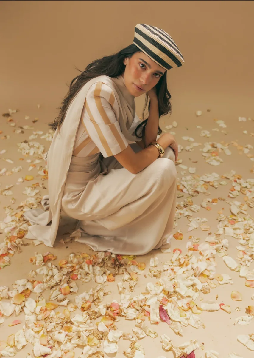 Casquete Celine de rayas beige y negro - Imagen 3
