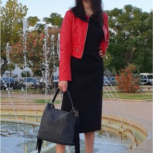 Chaqueta mujer corta símil piel