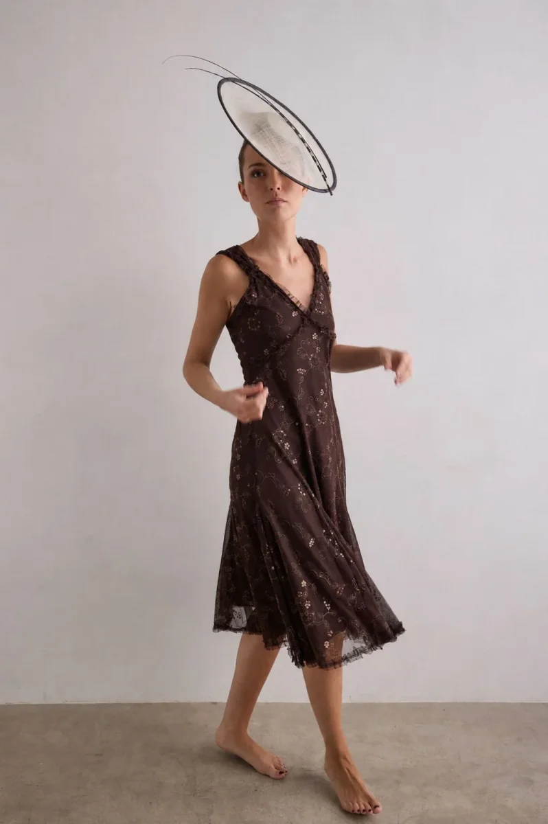 Tocado Renata beige y negro - Imagen 3