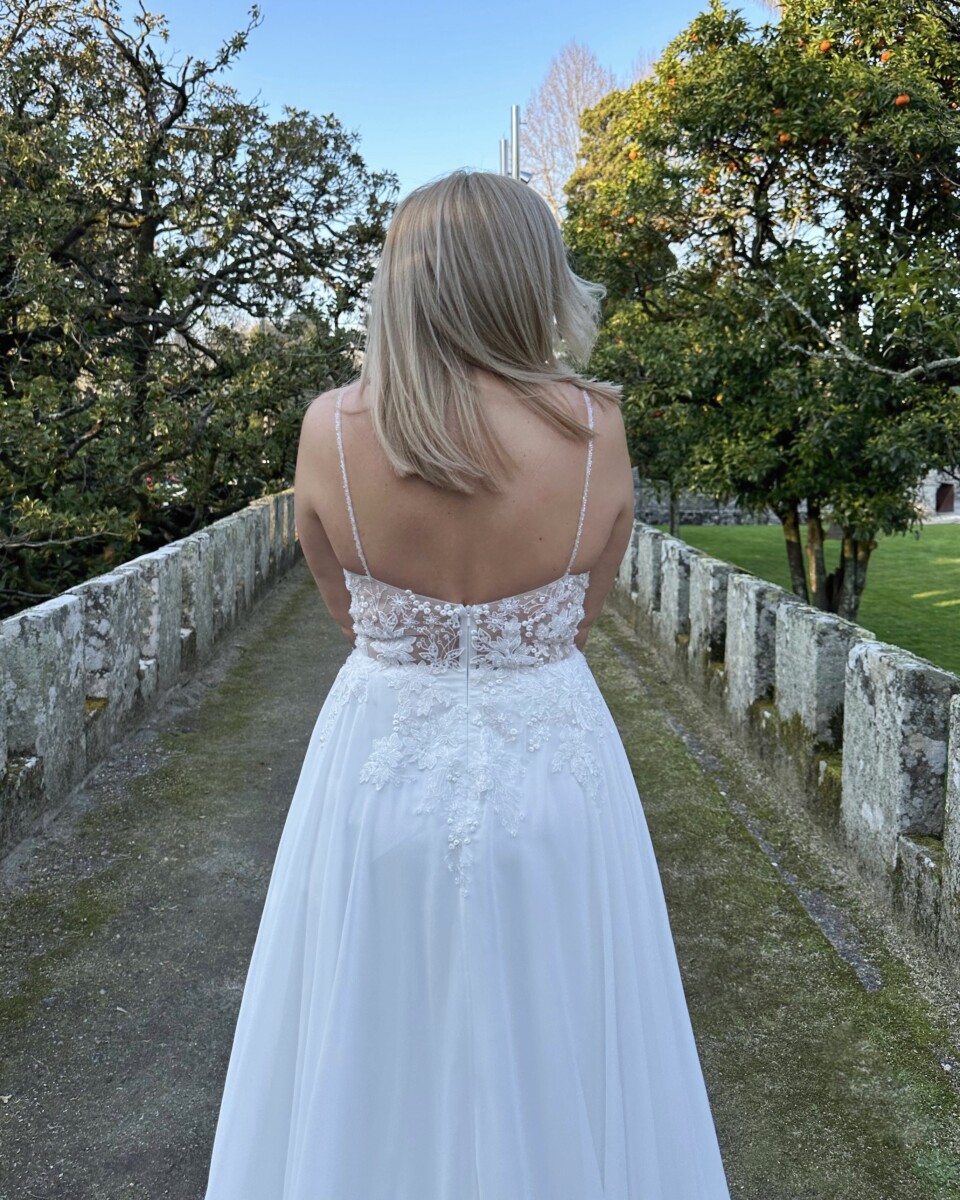 Vestido Novia Transparencias Flores Tirantes - Imagen 9