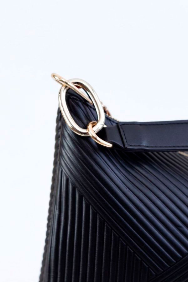 BOLSO HOBO PLISADO NEGRO NOCO 2625630N - Imagen 4