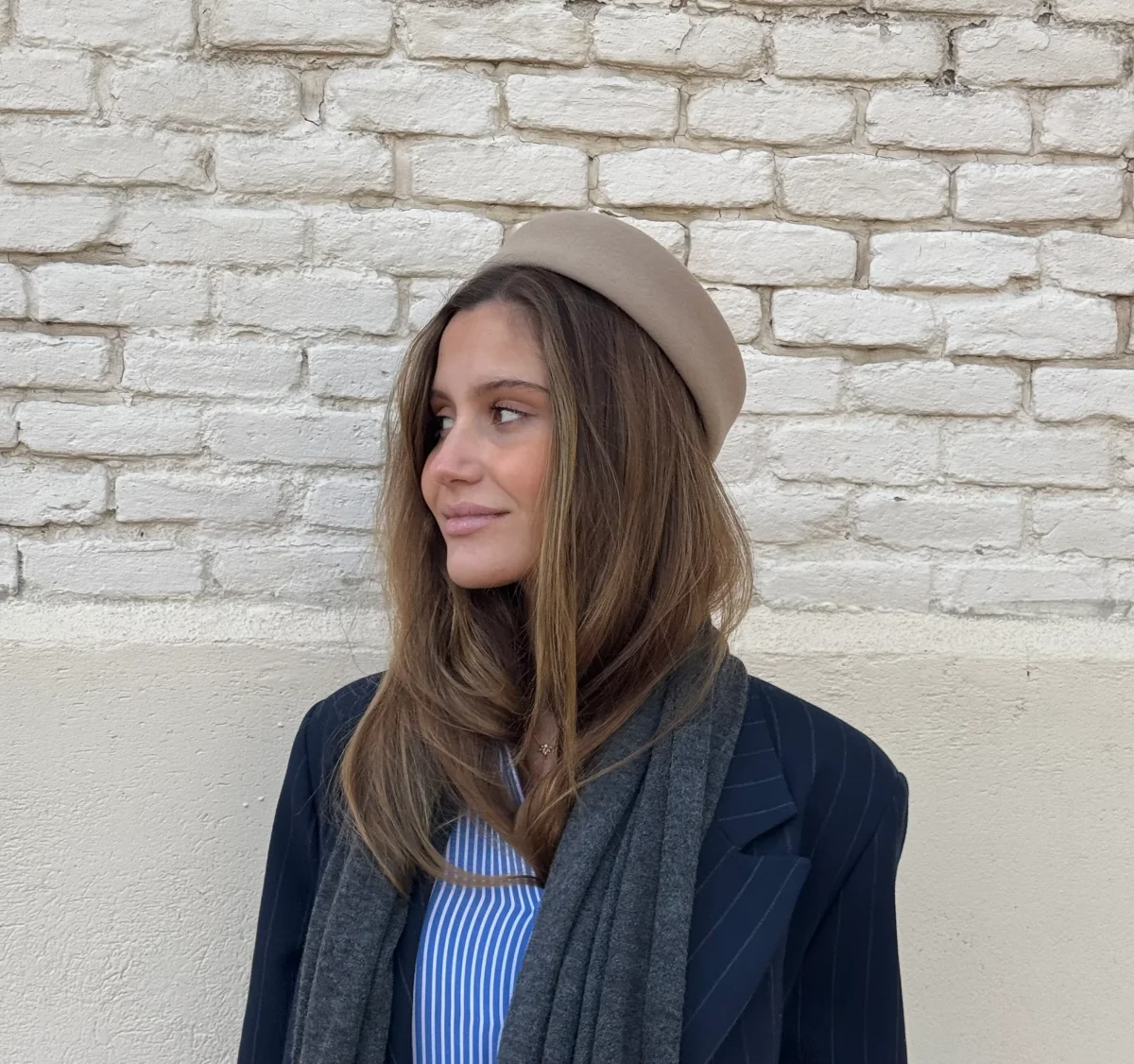 Tocado Casquete Jackie mini camel - Imagen 5