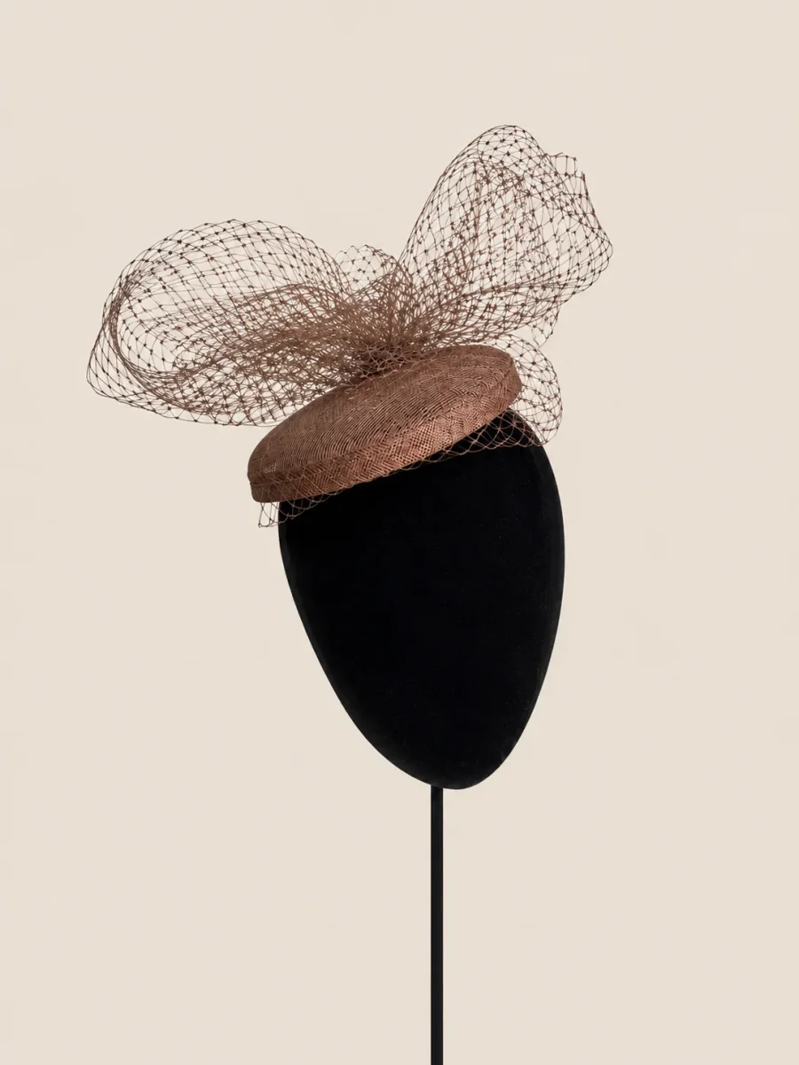 Tocado Meghan Chocolate - Imagen 4