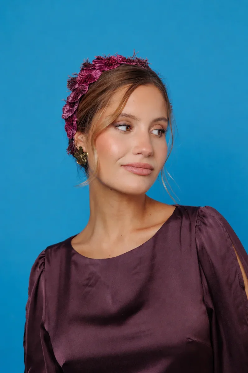 Diadema Dalia berenjena