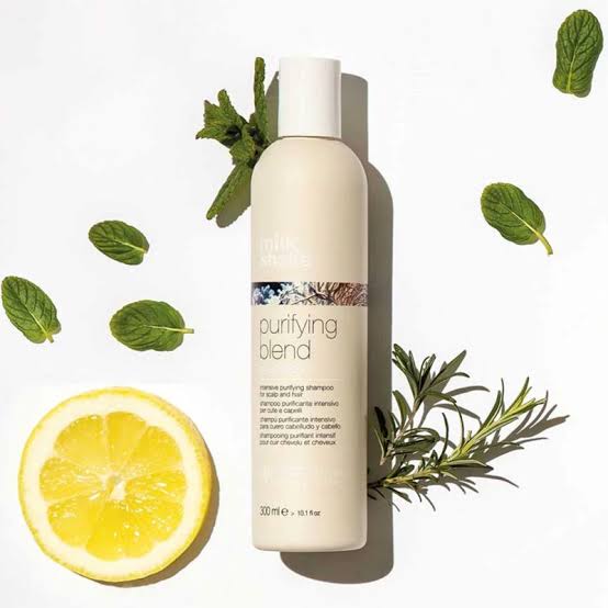 Milk Shake Purifying Blend Shampoo – 300 ml Shampoo purificante para cuero cabelludo con caspa y exceso de grasa - Imagen 3