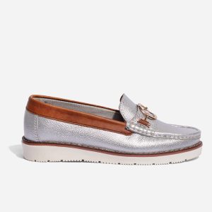 Mocasines Cuero Plata y Miel
