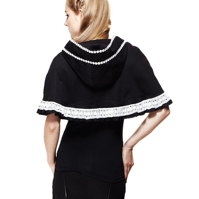 Hana – Capa negra con adornos blancos - Imagen 3
