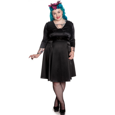 Mylene – Vestido de saten negro en tallas grandes