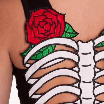 Skelerose Vest – Camiseta con costillas cortadas - Imagen 4
