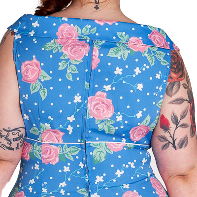 Darlene Blue – Vestido estampado flores en tallas grandes - Imagen 5