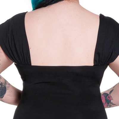 Crucifix PLUS – Vestido gótico largo en tallas grandes - Imagen 5