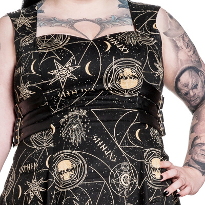 Tabitha PLUS – Vestido steampunk en tallas grandes - Imagen 3