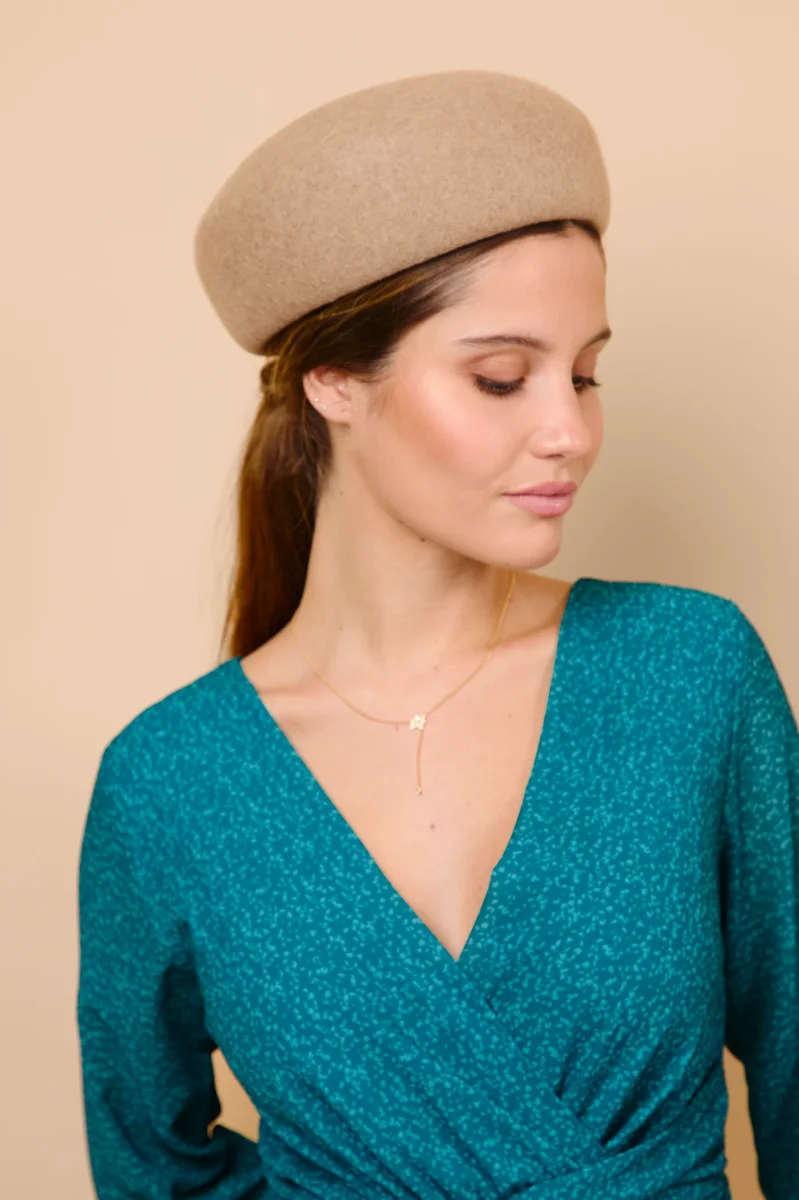 Tocado Pillbox Misha Beige - Imagen 3