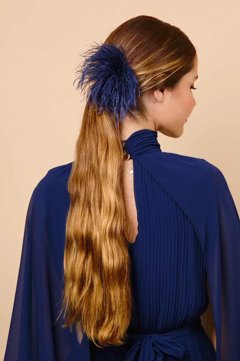 Tocado Pompón azul klein - Imagen 3