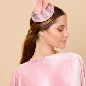 Tocado Hampstead nude y gris